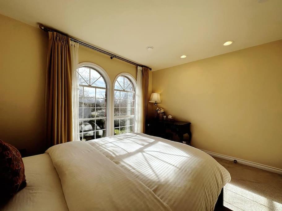 Super Cosy 8Bed & 6Bath In Vancouver Heart Near To Airport And Downtown 외부 사진